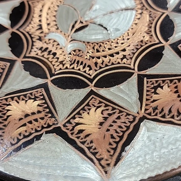 Vintage Turkish Etched Copper Plate Set - Picture 5 of 9